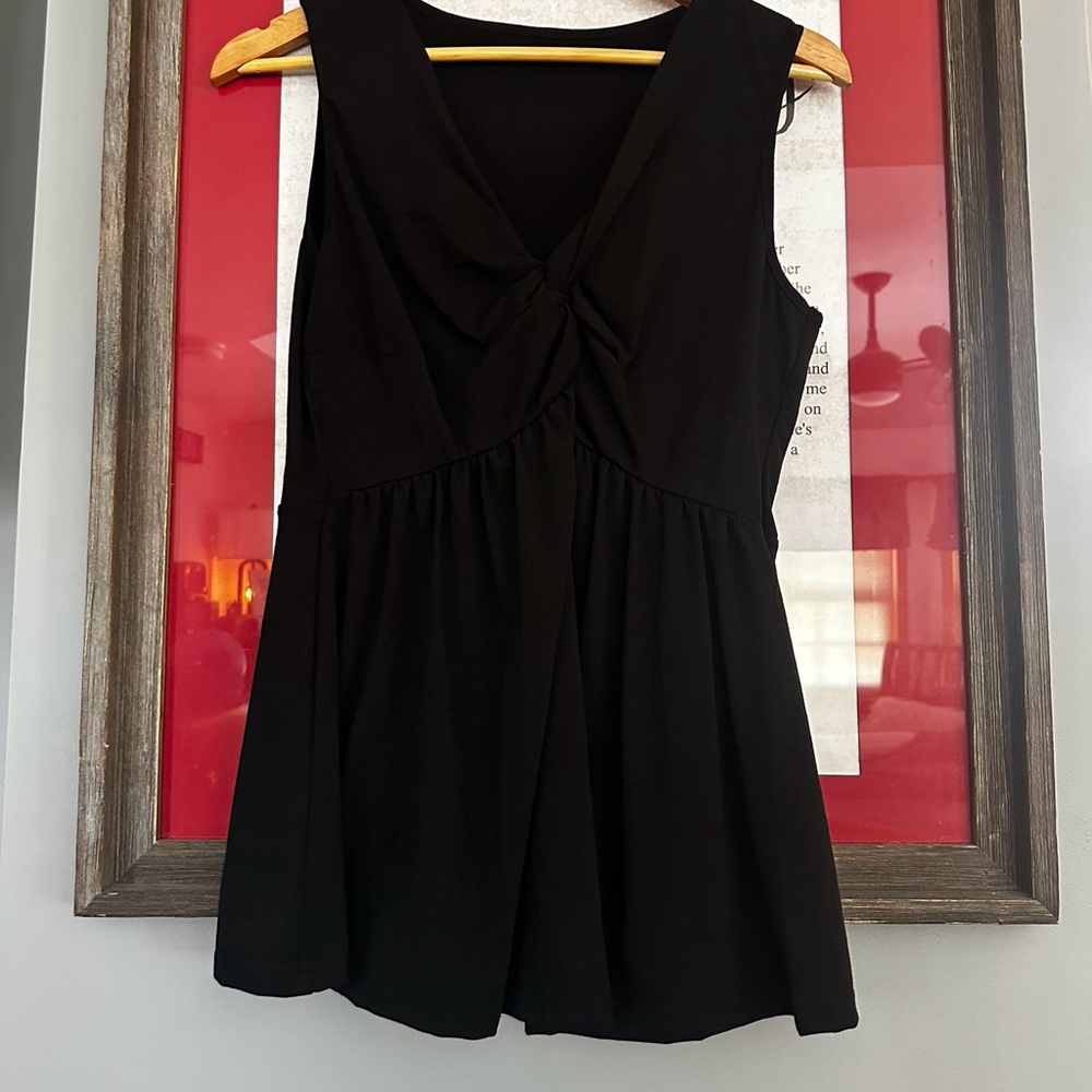 Black Sleeveless Knot-Front Top
